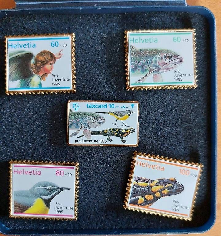 Placchette & Badge: Set mit Pin Helvetia – Nuovo (secondo la descrizione) da Bonaduz venduto da lstraumann