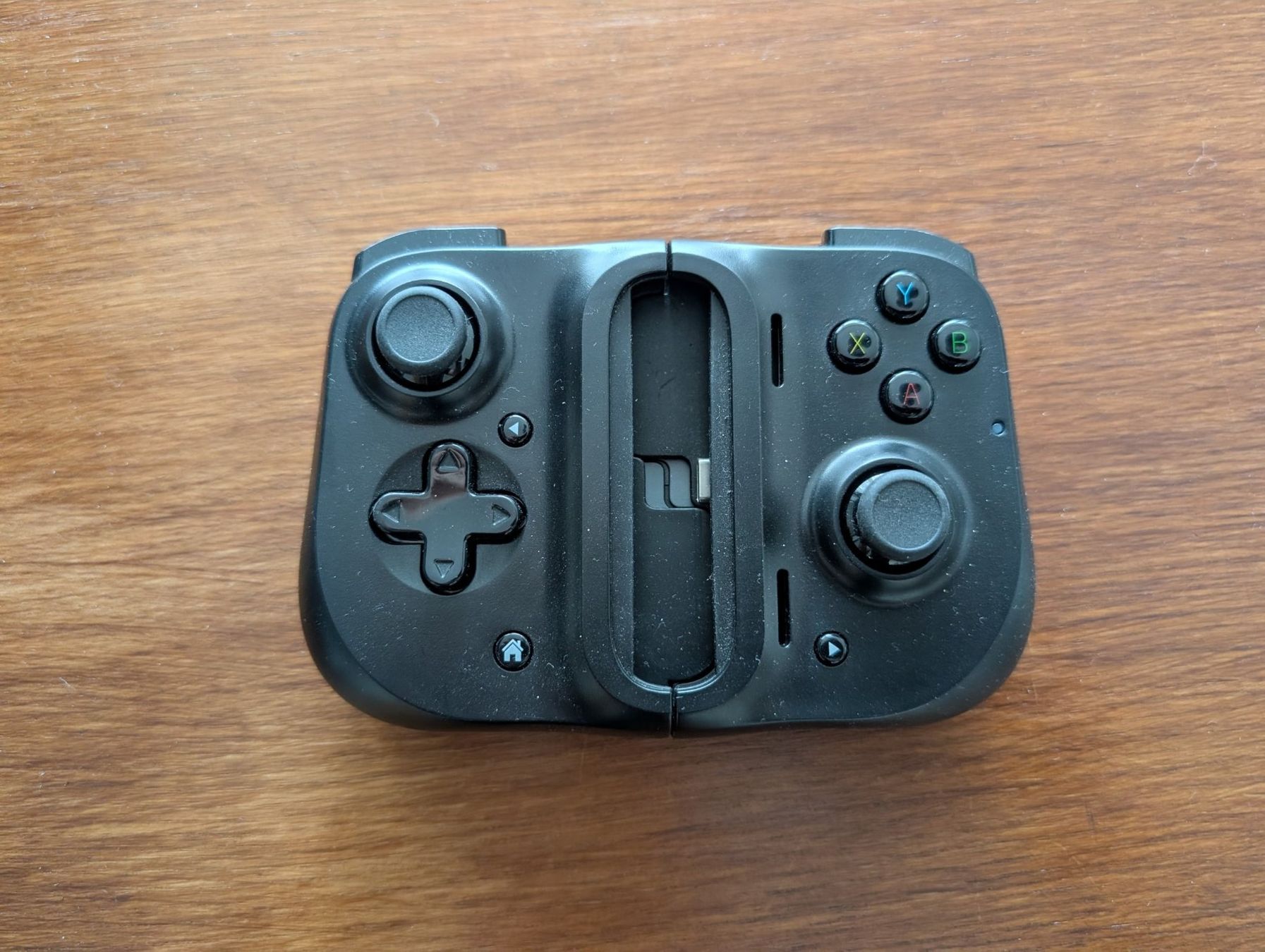 Razer Controller: Razer Kishi v1 - USB C – Usato da Winterthur venduto da desint.