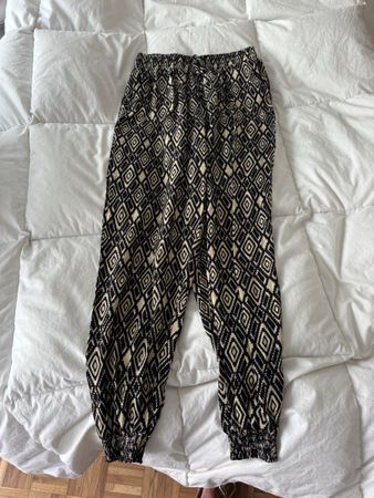 Pantalon ample d'été motif ethnique noir et beige, taille M