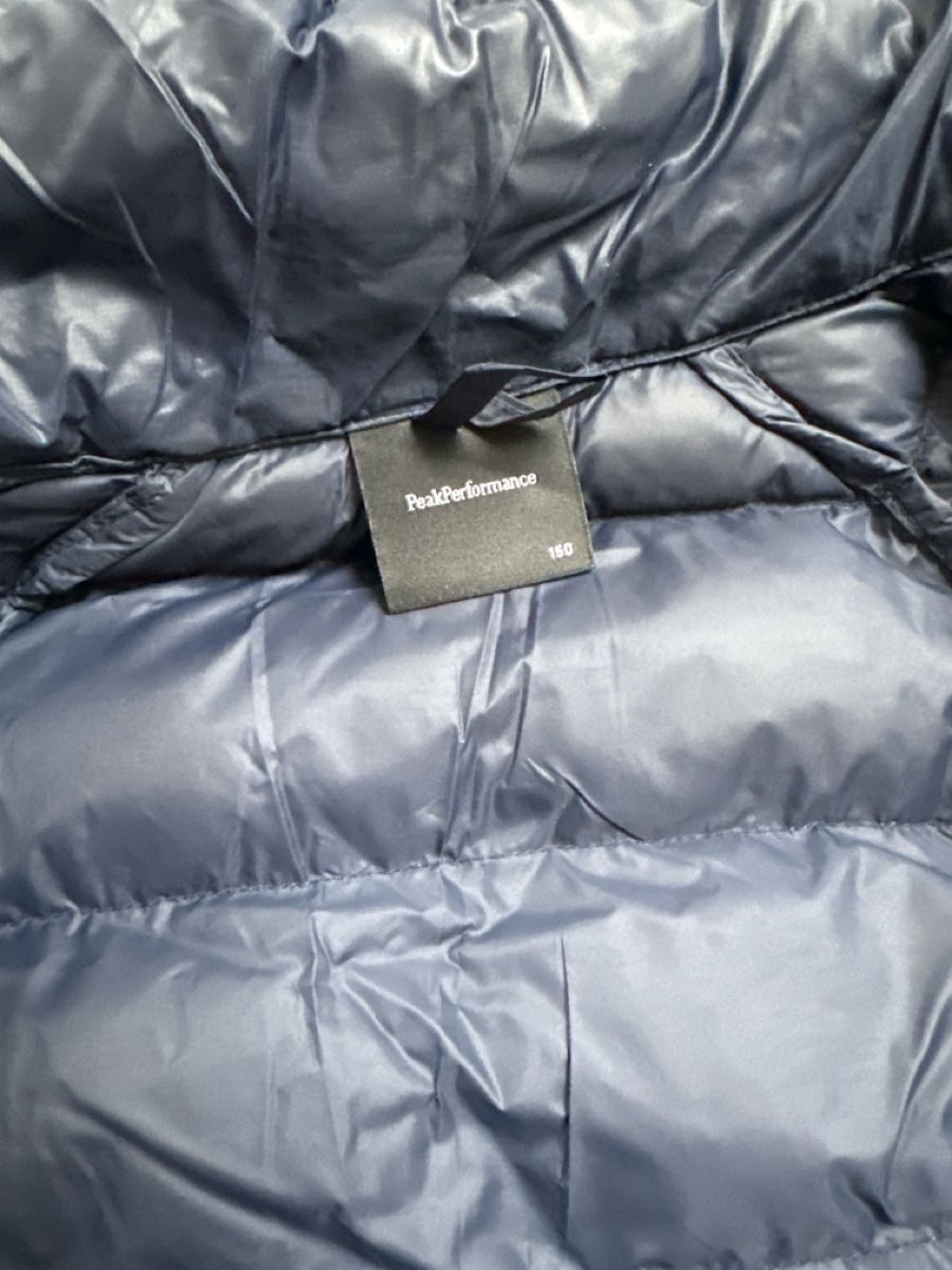 Peak Performance Jacken: Peak Performance Daunenjacke dunkelblau Gr. 150 – Gebraucht aus Wileroltigen von torro11 1