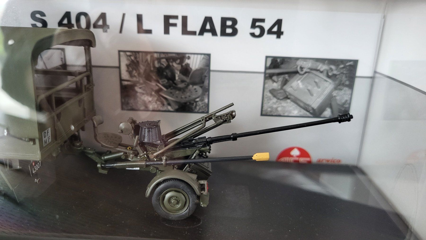 Modellini d'auto: Unimog S 404 mit Flab 54 1:43 ACE – Usato da Rothrist venduto da Juana5 2