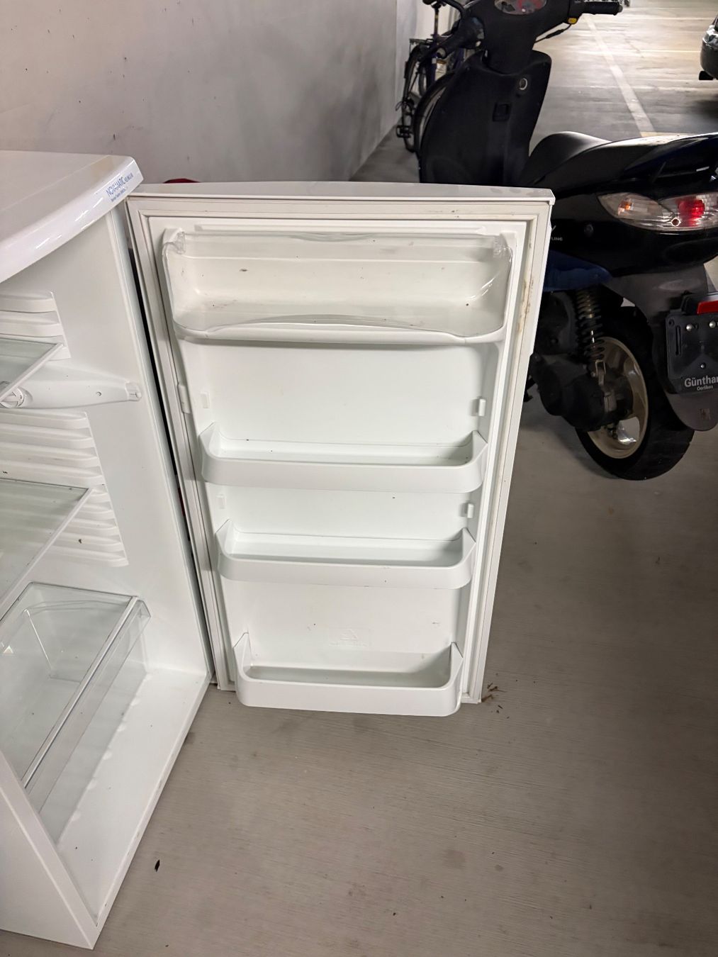 Novamatic Frigoriferi: Novamatic Kühlschrank – Usato da Zürich venduto da zazazoo 2