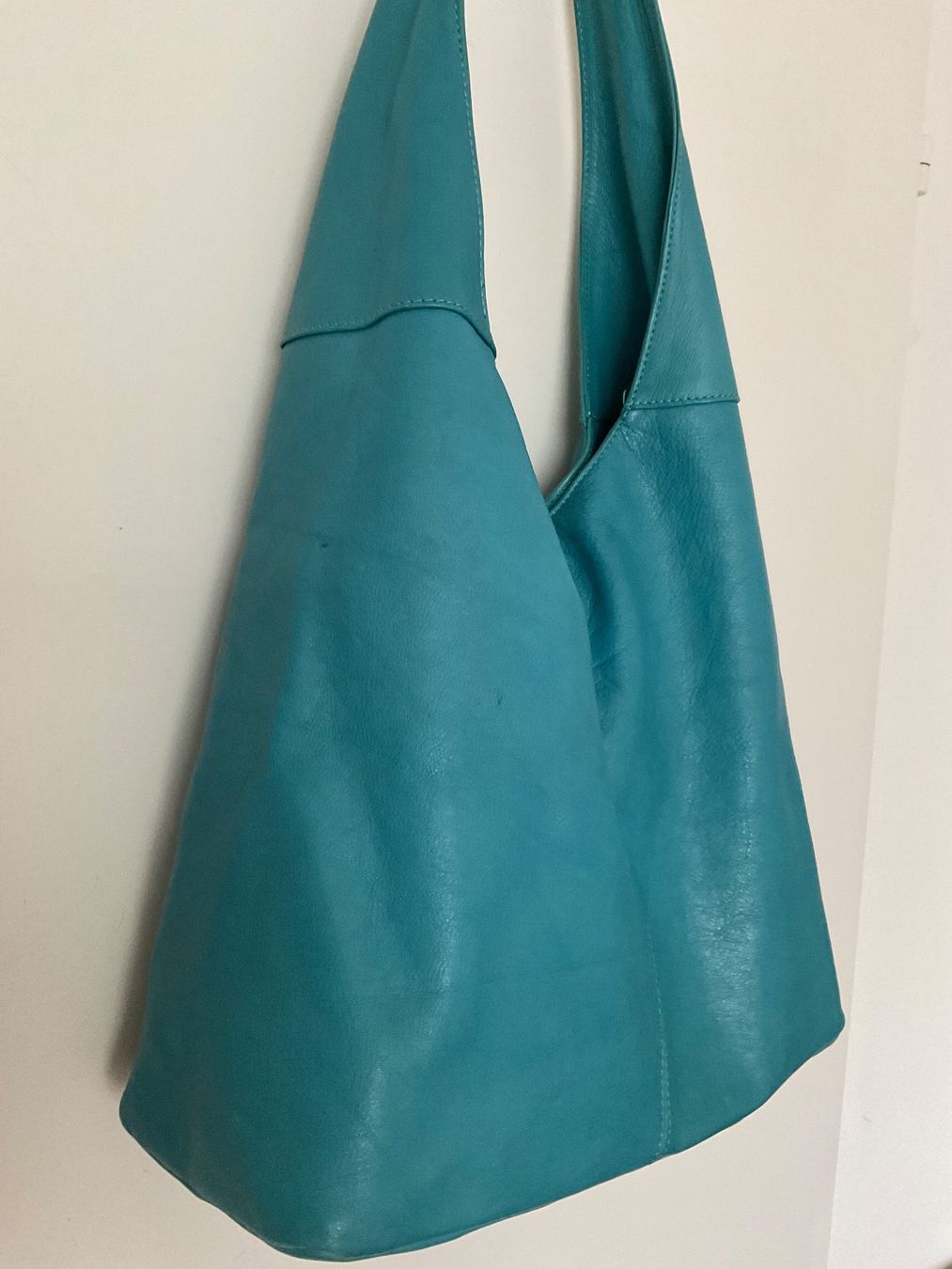 Sacs femmes: Echtes Leder Tasche Beuteltasche Türkis – D'occasion à Urdorf par alda02 1