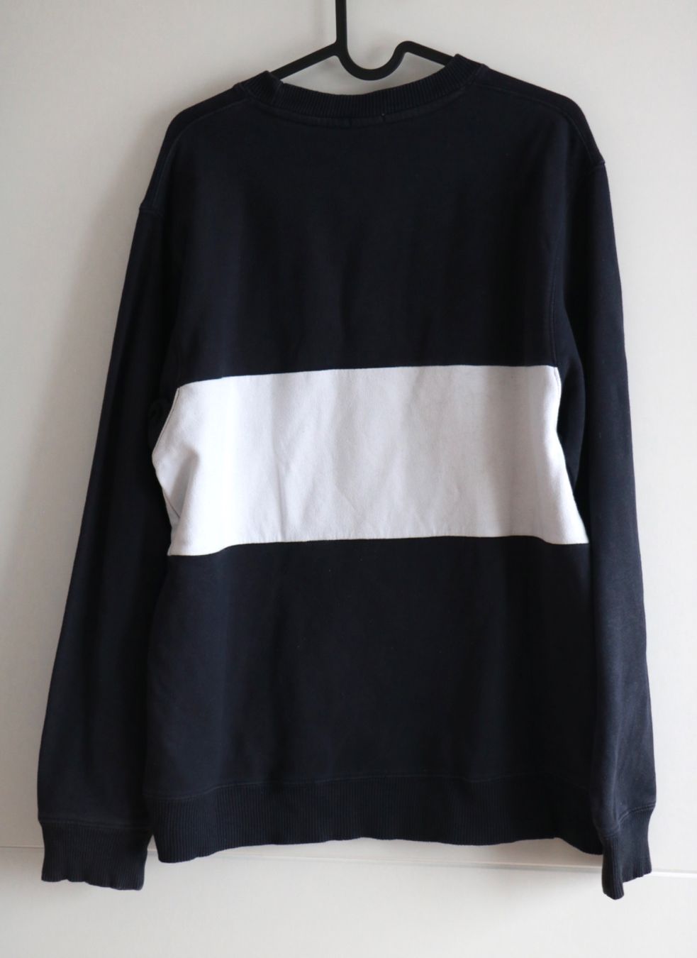Maglioni & Felpe: John Galt dunkelblau-weisser Pullover mit Bestickung – Usato da Gachnang venduto da todressgolden 4