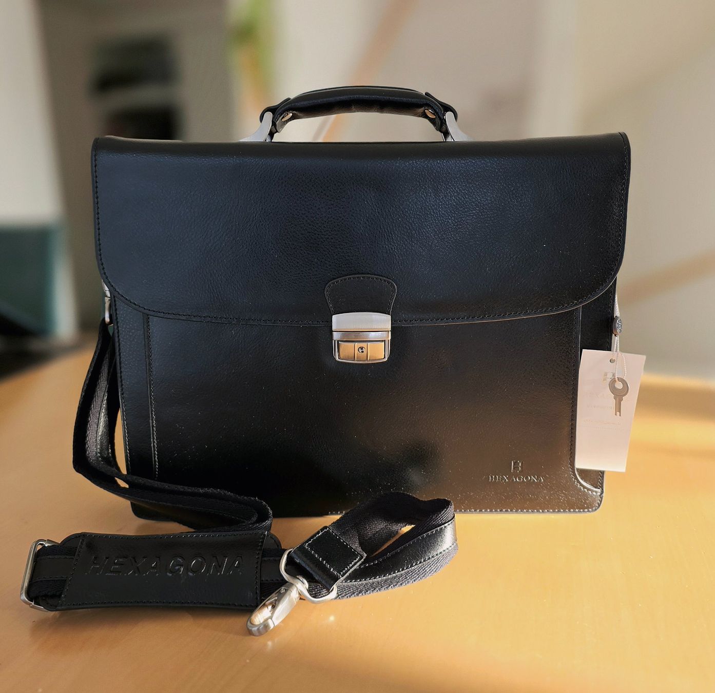 Borse: Echtleder Schwarz-Busines Tasche mit Schutergurt - NEU – Nuovo e nell'imballaggio originale da Uetikon am See venduto da Kakao2 2