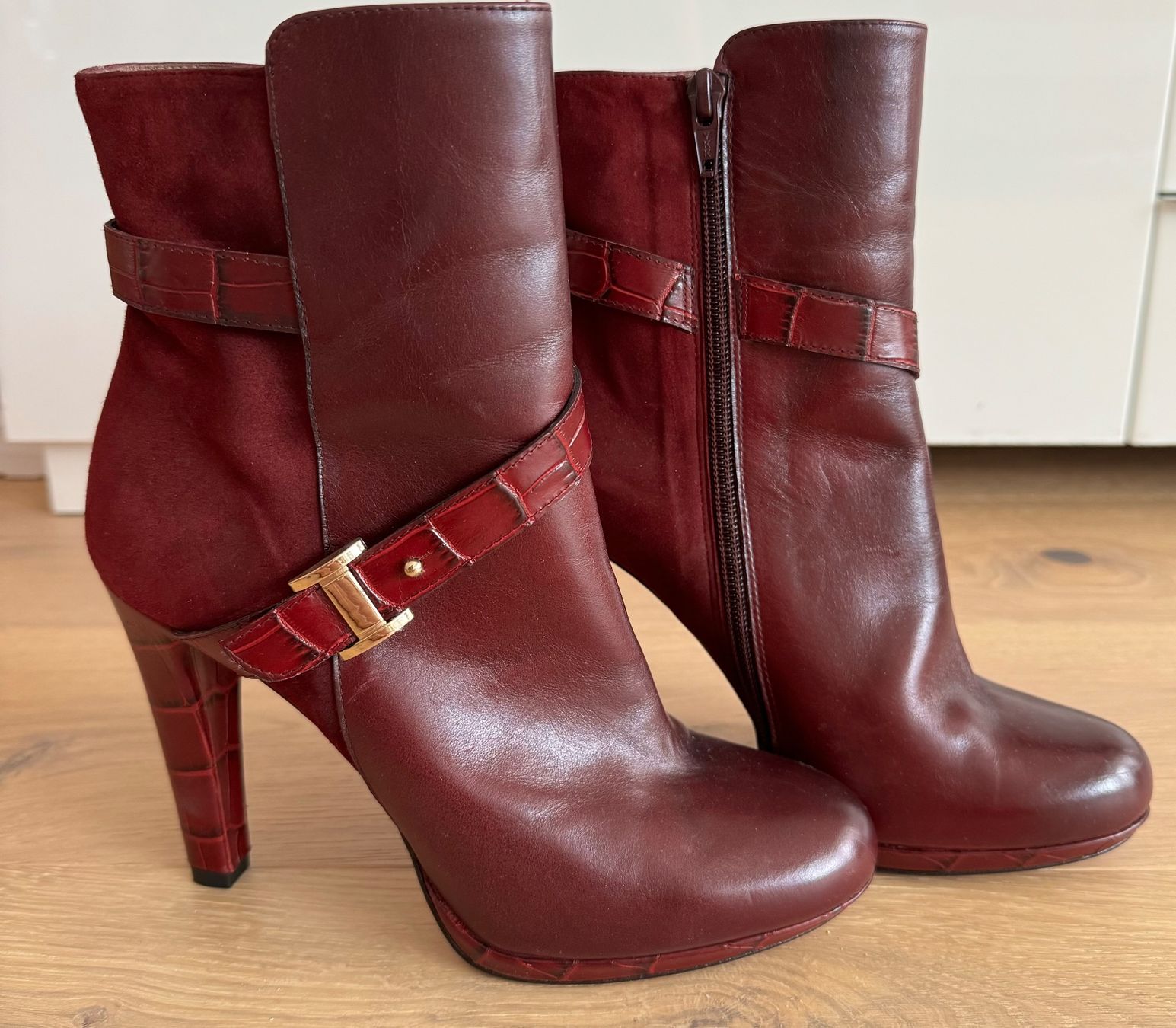 Damenschuhe: Stiefeletten von Pasito, Grösse 38 – Gebraucht aus Bachenbülach von Elcomaster