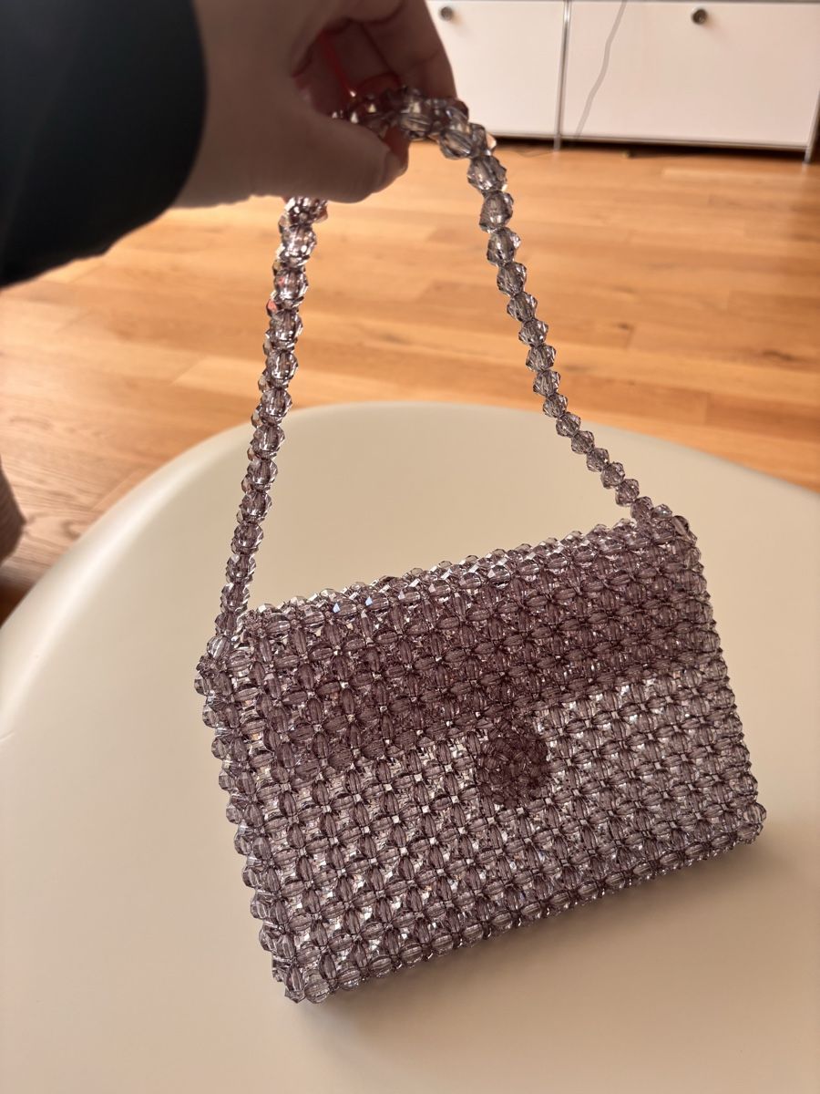 Taschen für Damen: Handmade Perlen-Handtasche, Grau – Neu (gemäss Beschreibung) aus Horgen von tha_h6cv 1