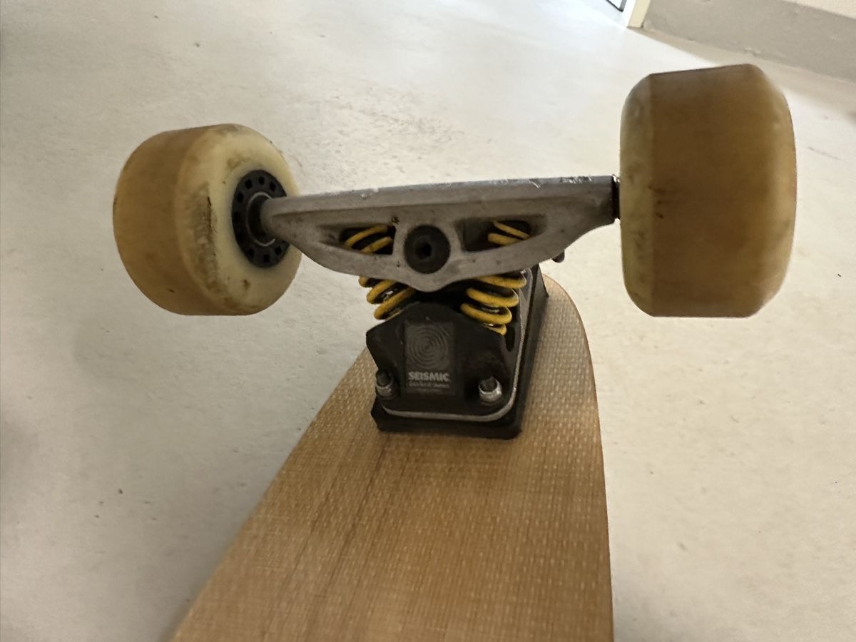 Skateboards: Slalomboard/Longboard – Usato da Winterthur venduto da SellBell 3