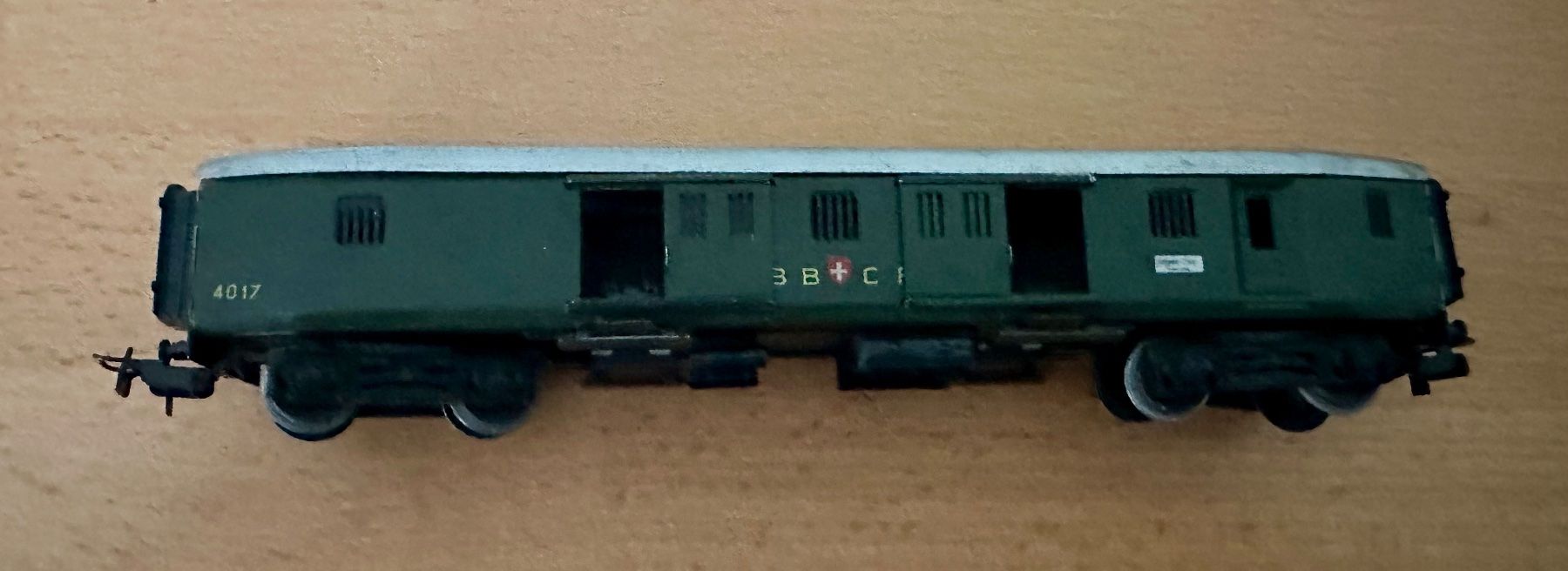 Märklin Modellini di ferrovie: Märklin SBB Blechwagen Gepäckwagen – Usato da Oftringen venduto da ib.85 2