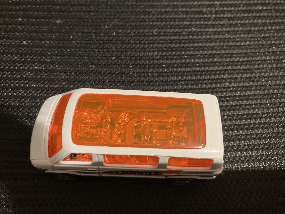 Hot Wheels Modellini d'auto: Hotwheels Dodge van – Usato da Luzern venduto da tra_t8h7 3