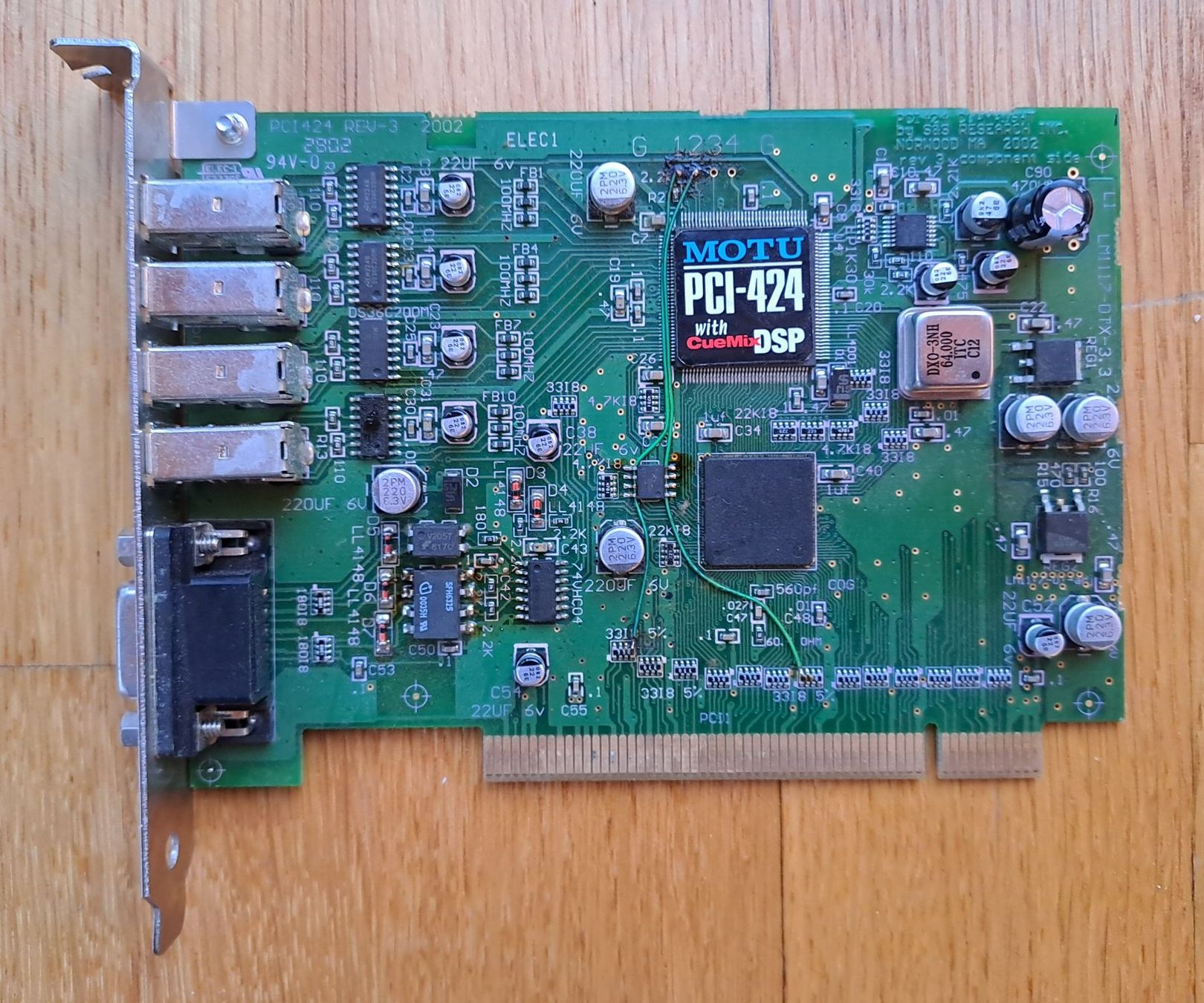 Attrezzatura per studi di registrazione: Mythical MOTU 2408 Mk3 Audio Interface – Usato da Vevey venduto da Traise 3