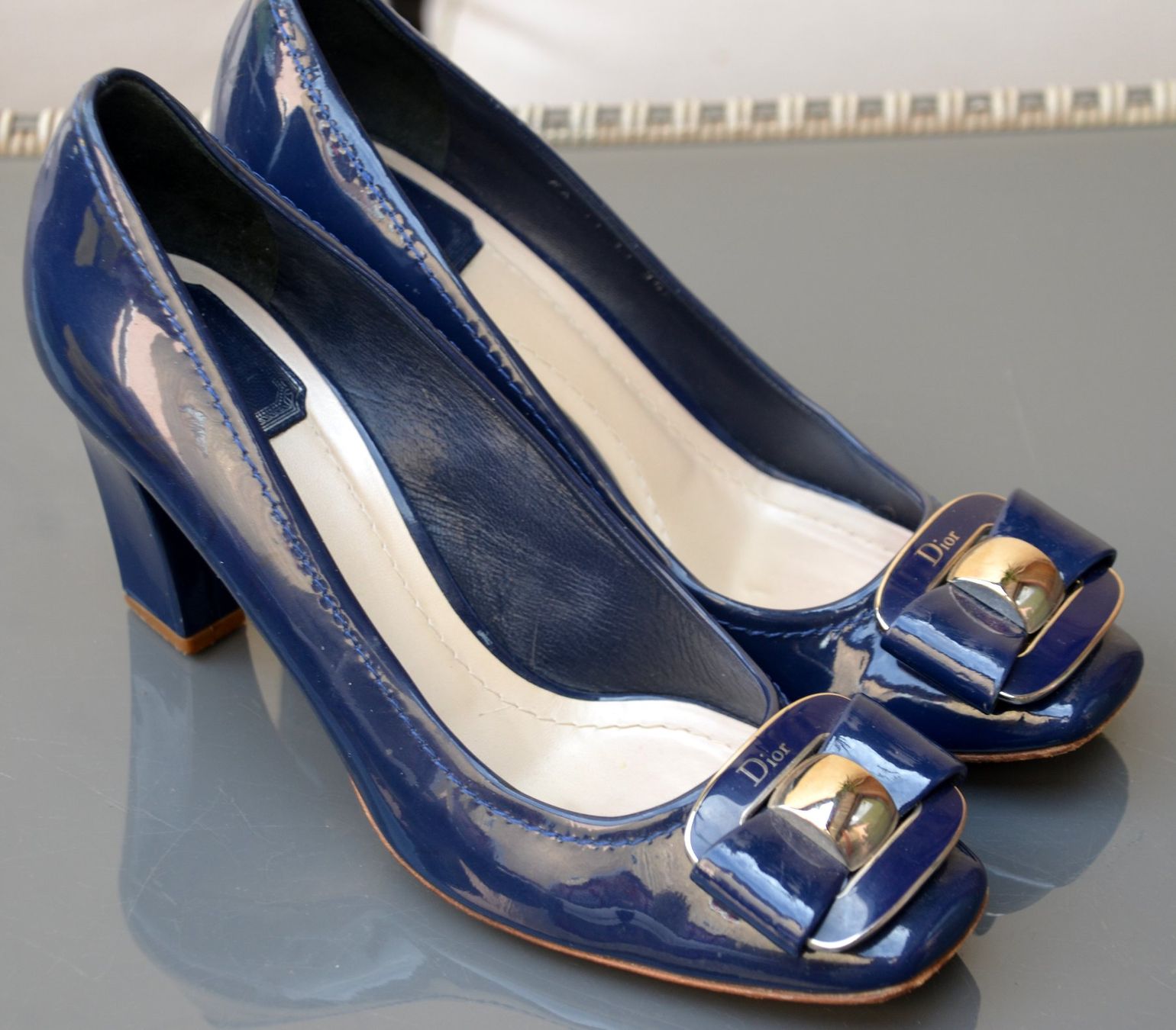 Dior Damenschuhe: Pumps Christian Dior 39,5 – Gebraucht aus Collonges von Auganien 2