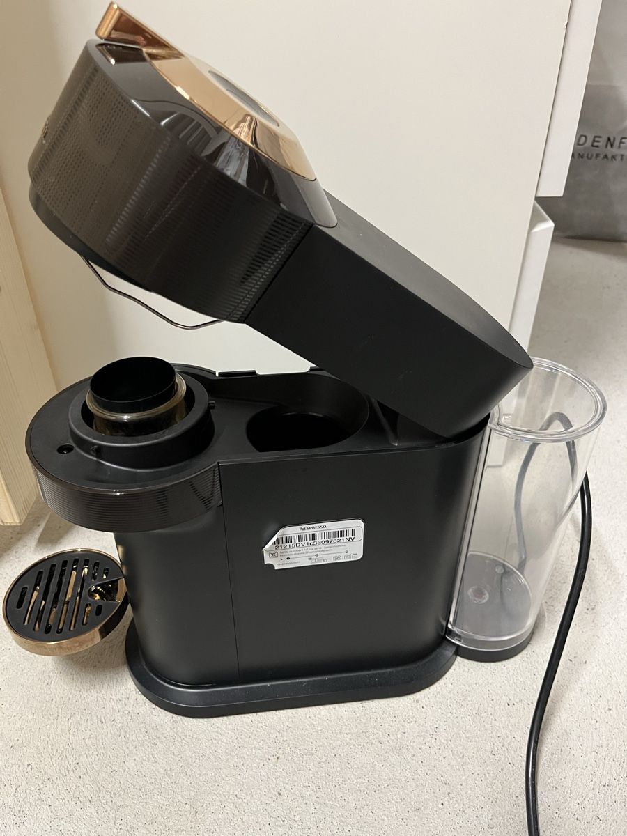 Nespresso Machines à café & Machines à expresso: Nespresso Vertuo Next Kaffeemaschine – D'occasion à Bern par KevinPrs 2