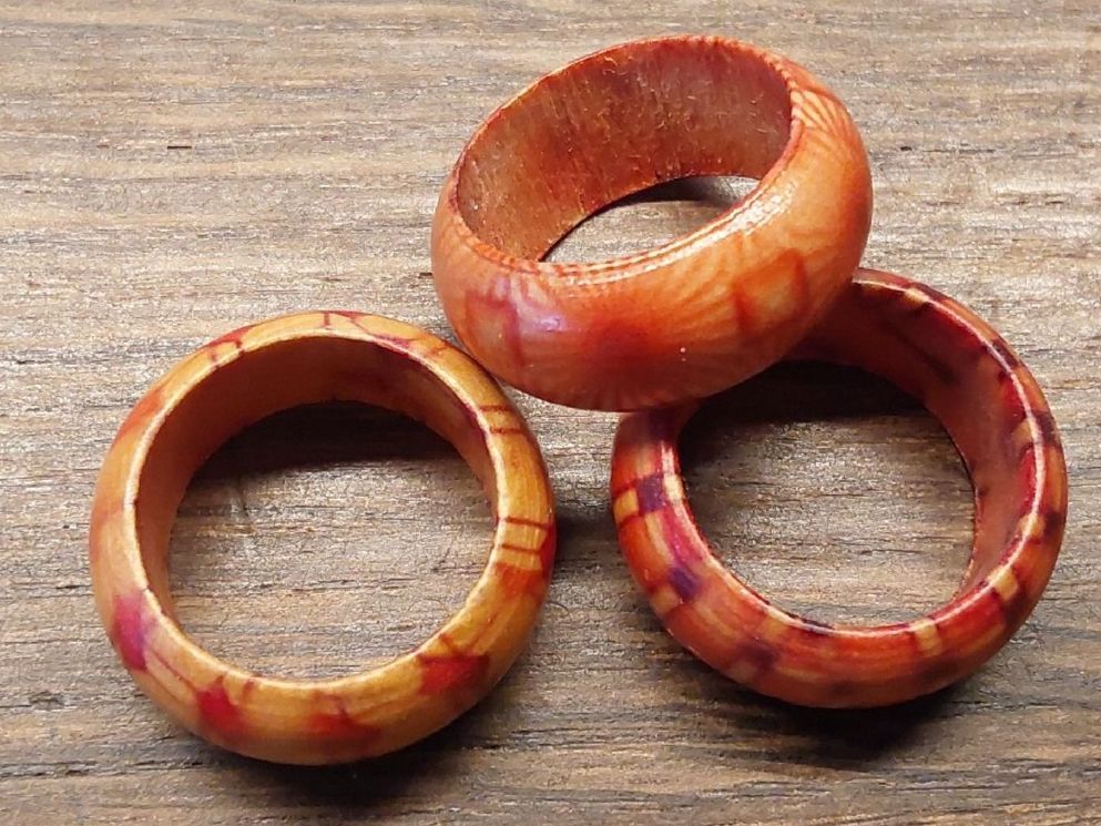 Anelli: 3 Stück Fingerringe Holz – Usato da Köniz venduto da scopello12 1