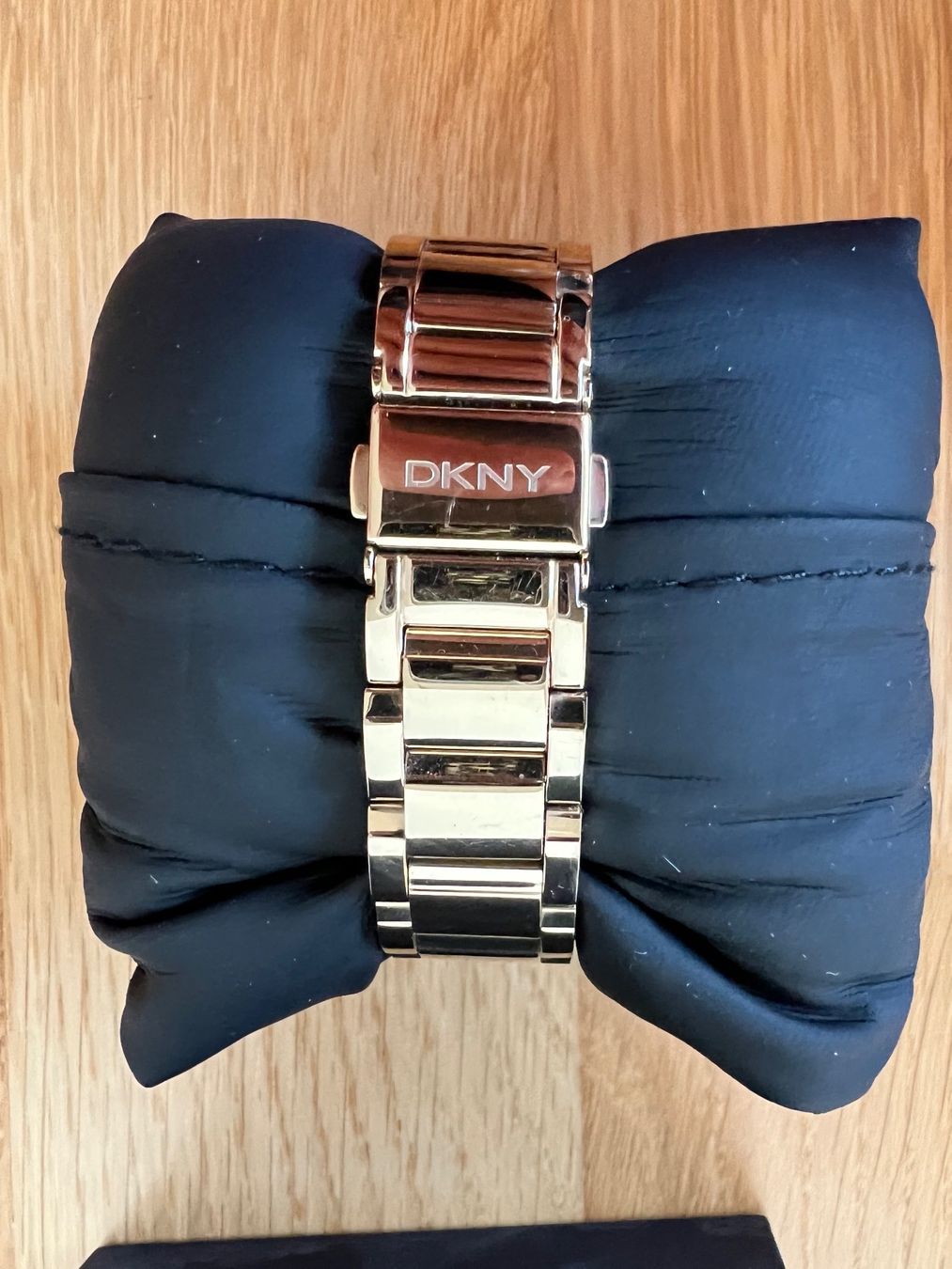 DKNY Orologi: DKNY Uhr – Usato da St.Gallen venduto da Shopaholic5 2