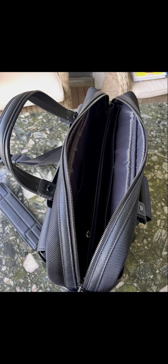 Navyboot Valigie & Borse: Navy Boot Laptoptasche aus Leder & Stoff – Usato da St. Gallen venduto da Zaruhi34 5