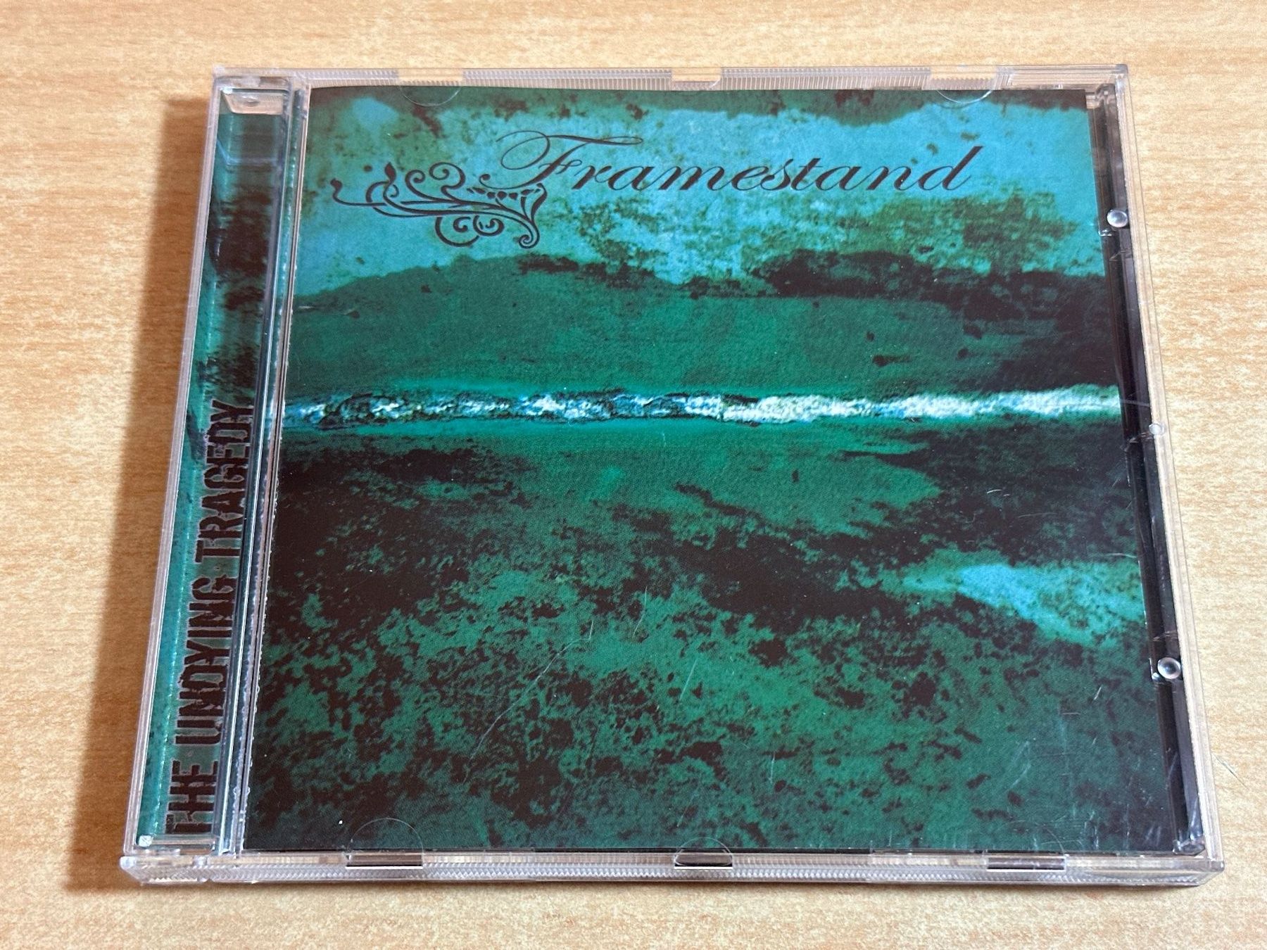 CD: G2 Framestand - The Undying Tragedy – Usato da Rikon im Tösstal venduto da Alpenmutz