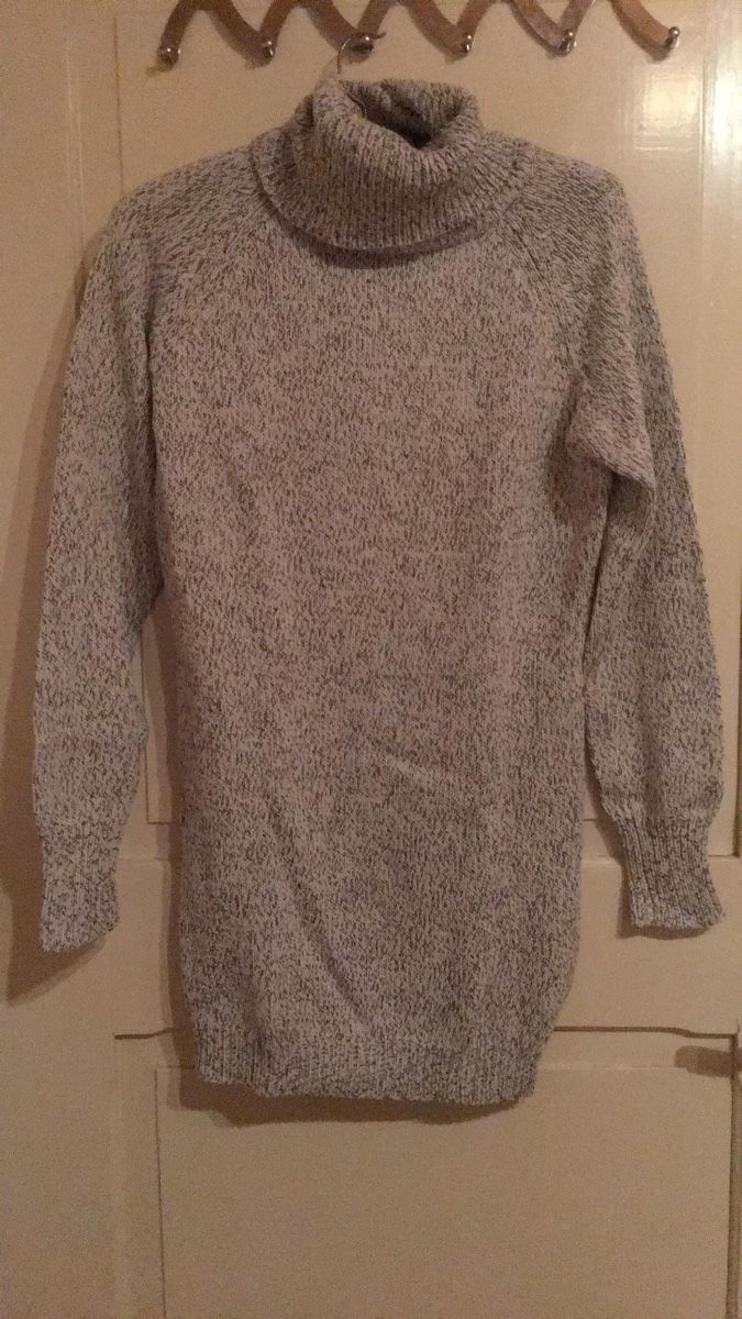 Pullover & Sweatshirts: Pullover mit Rollkragen grau meliert Grösse M gebraucht – Gebraucht aus Bärschwil von Ranron1970