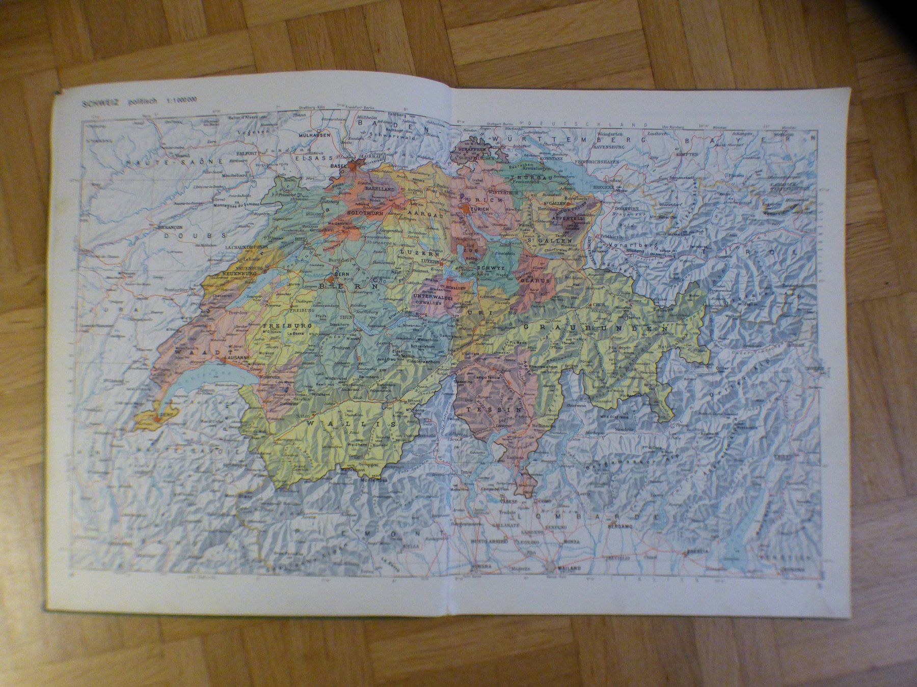 Libri: Alter Volksschulatlas – Usato da Münchenbuchsee venduto da enzian59 3