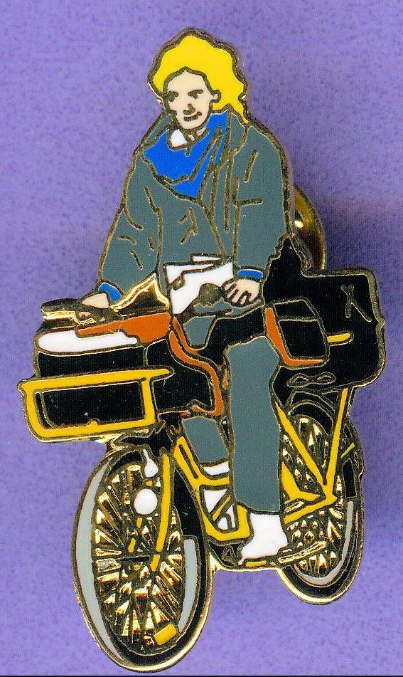 Placchette & Badge: PTT   Briefpöstler mit Velo – Usato da Winterthur venduto da Sammleroase