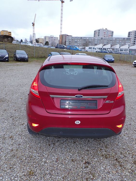 FORD FIESTA 1.4i 4