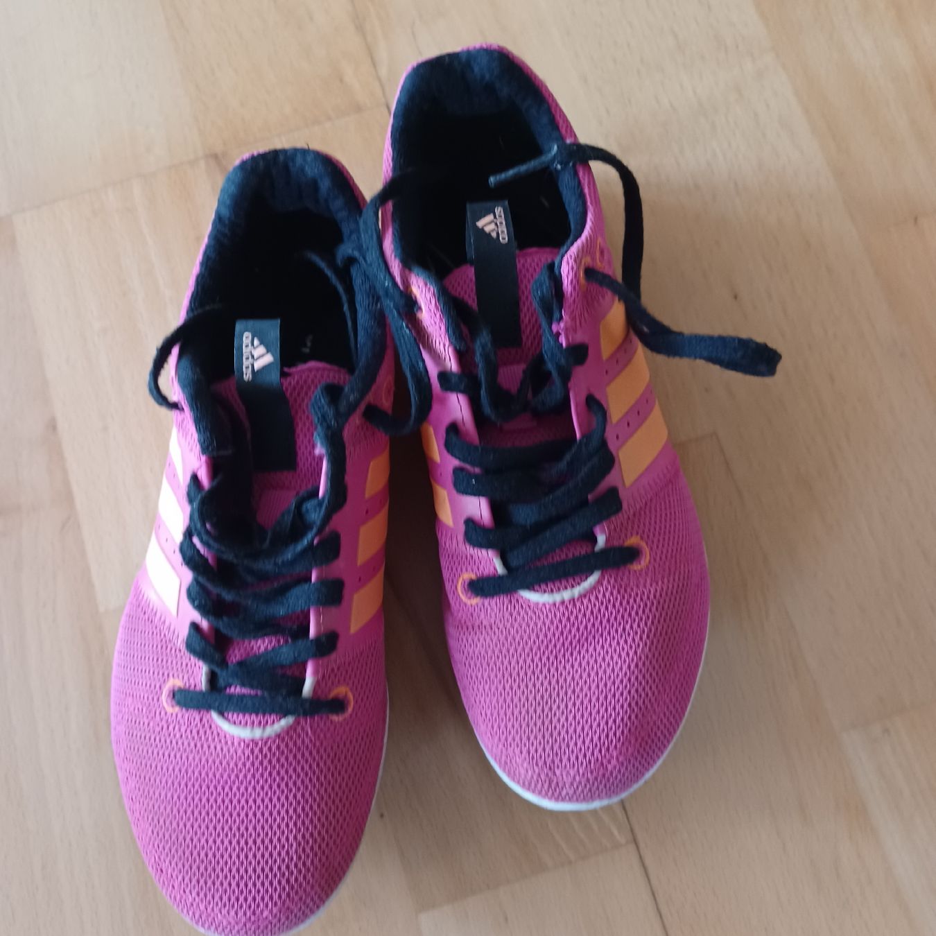 Adidas Scarpe per ragazzi: Fussbaschuhe , Nockenschuhe , Adidas, Asics , Gr.33, 32.5 – Usato da Waldkirch venduto da Fantasia-101 5