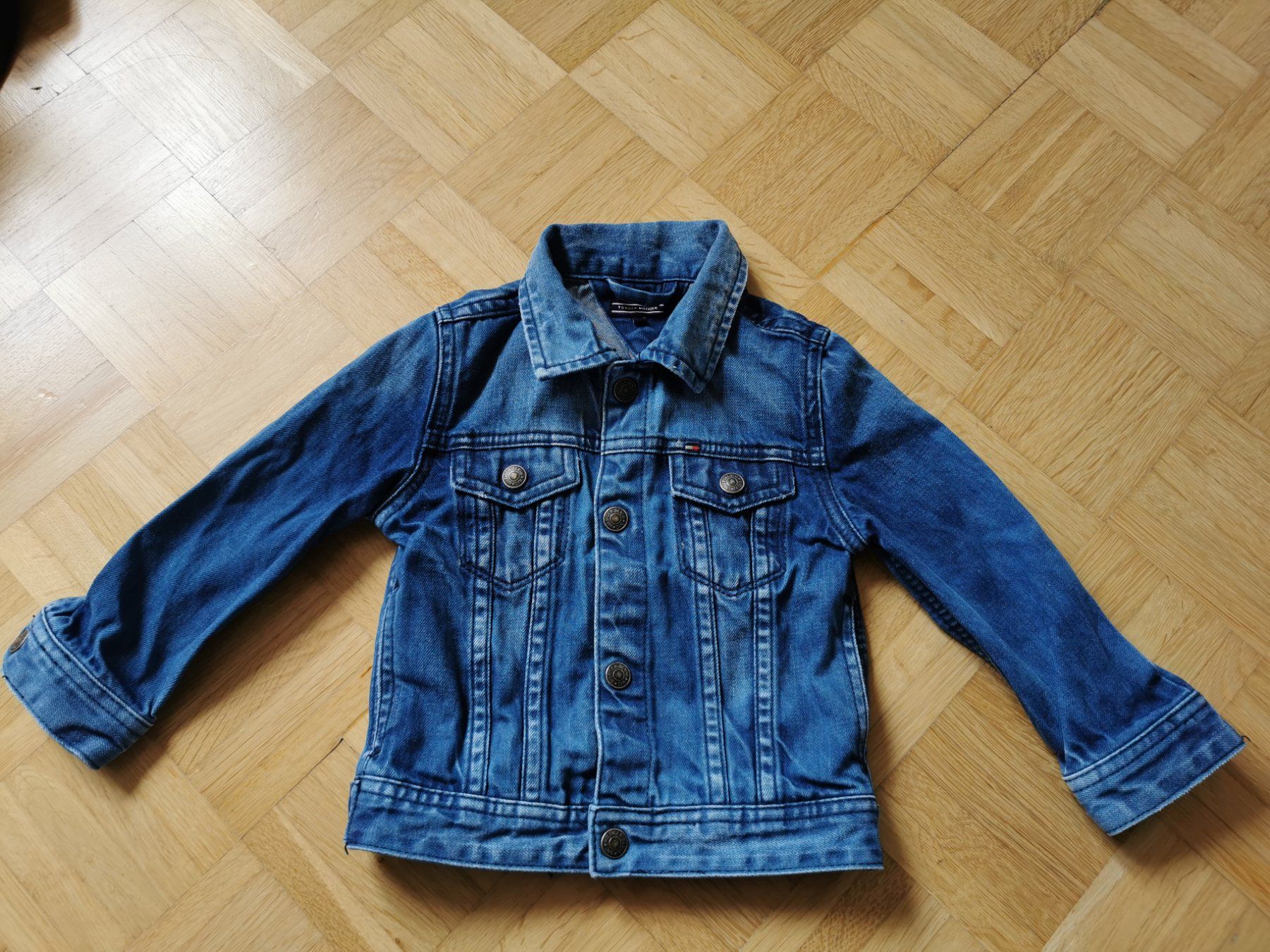 Tommy Hilfiger Jacken & Mäntel: Jeansjacke Tommy Hilfiger Gr. 92 – Gebraucht aus Stäfa von flamingo_17 1