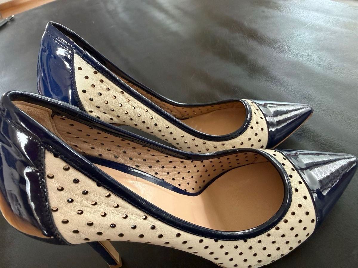 Chaussures femmes: Paire d’escarpins en cuir – Neuf (Voir description) à Vernier par ley_yqh9 4