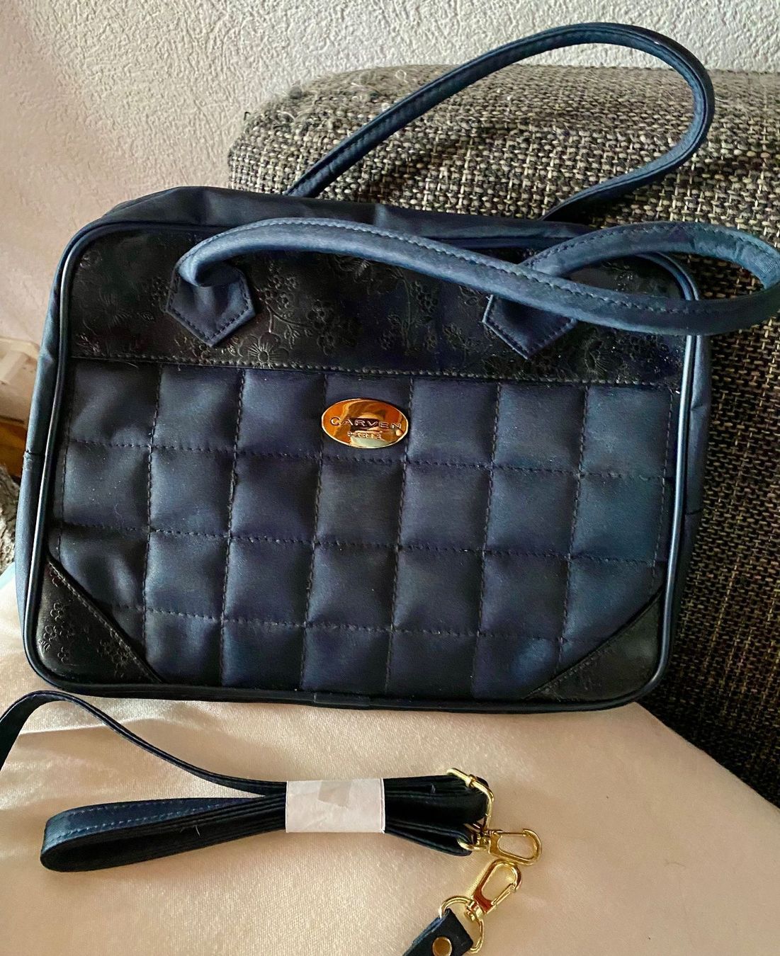 Borse da donna: Sac à main Carven Paris – Nuovo (secondo la descrizione) da Estavayer Le Lac venduto da sico1260