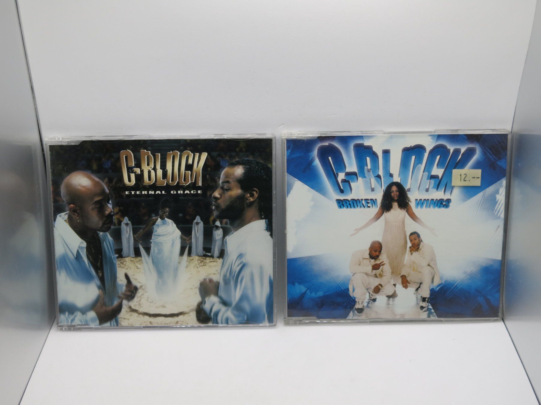 CDs: 2 Maxi CDs C-Block Broken Wings + Eternal Grace – D'occasion à Ernetschwil par luisvonerni