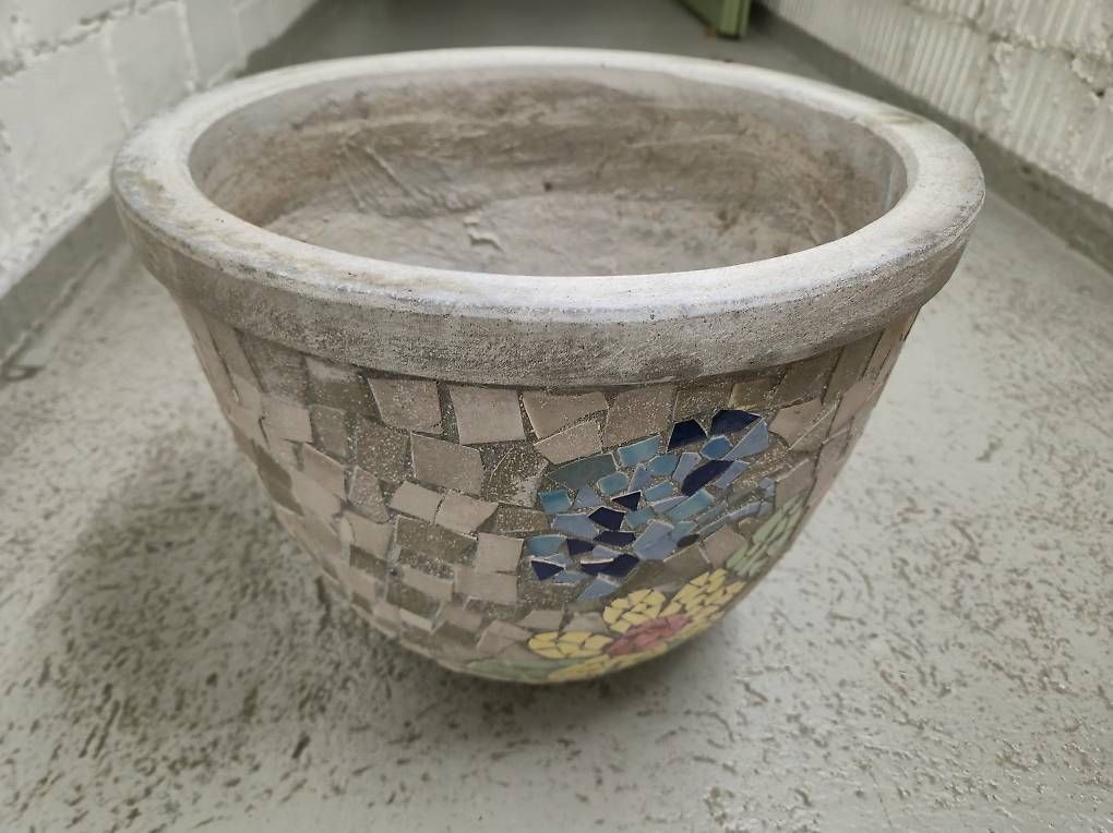 Vasi per fiori: Pflanzentopf massiv Mosaik – Usato da Wohlen AG venduto da ste_w55b