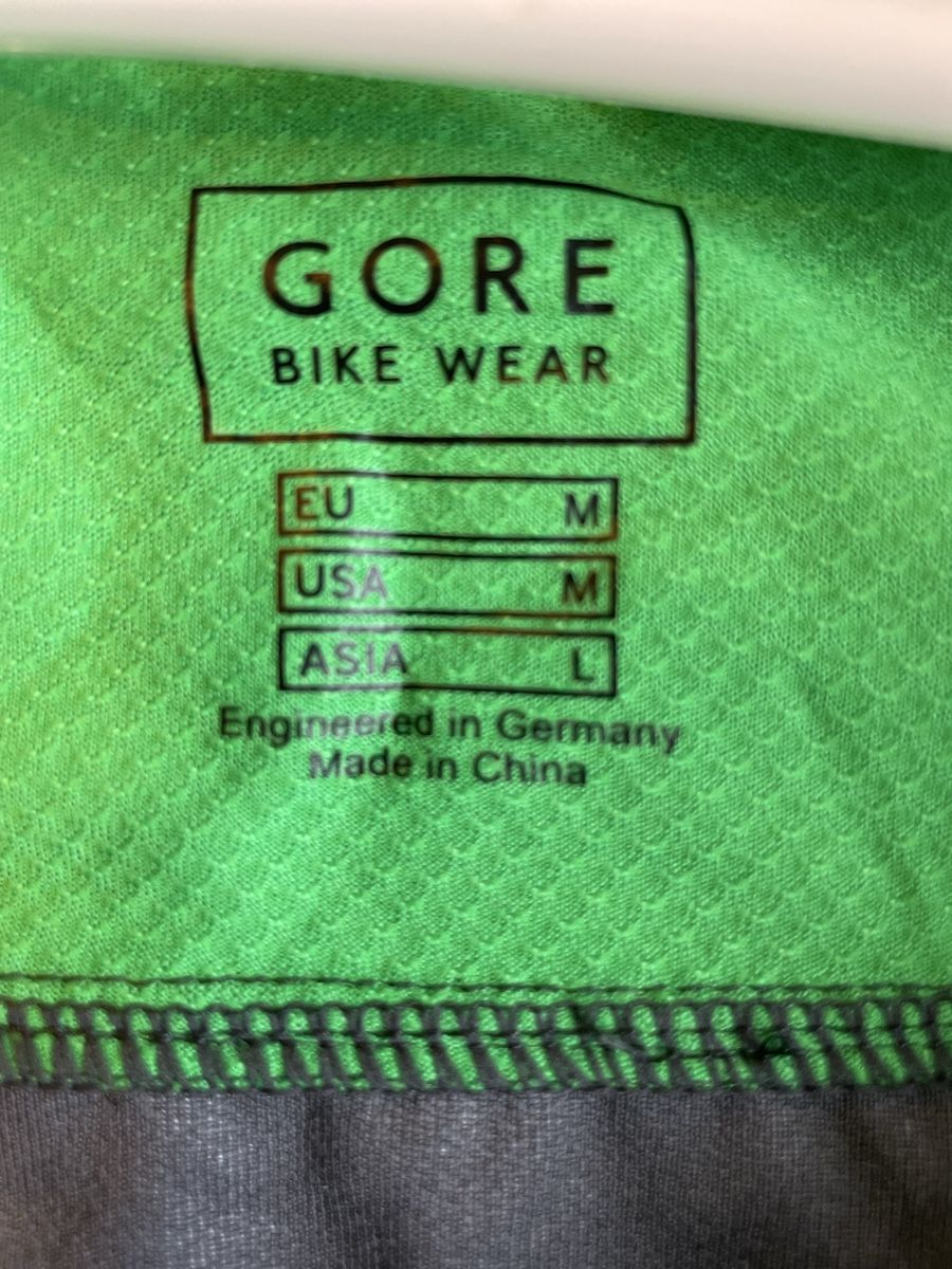Giacche: Gore Windstopper Active Shell cycling jacket. Size M. – Usato da Zürich venduto da Giulia033 3