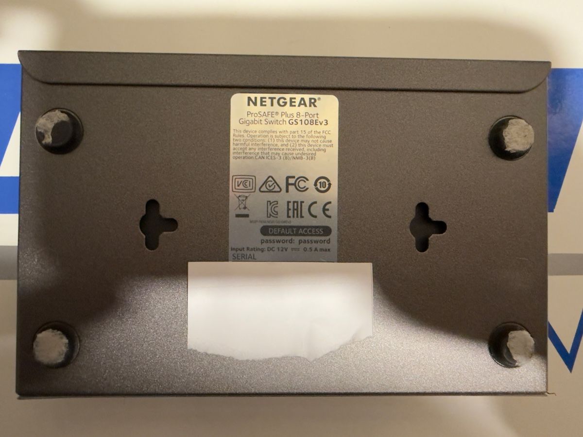 Netgear Hub & Switch: Netgear GS108Ev3 – Usato da St. Gallen venduto da AlexPhBit 2