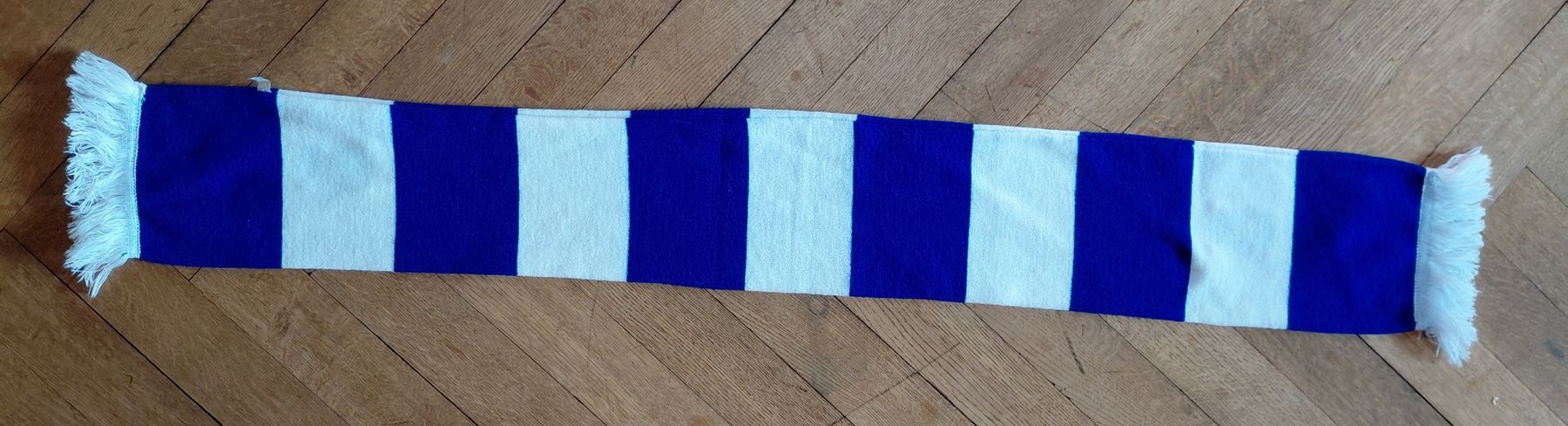 Foulard & Sciarpe: Fanschal Poznan KKS Lech – Usato da Winterthur venduto da SilverFR 3