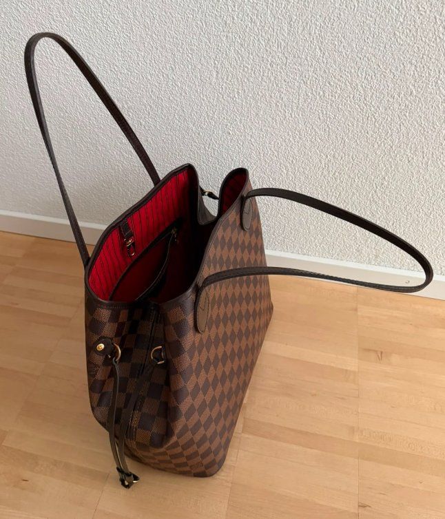 Louis Vuitton Sacs: Louis Vuitton Neverfull Damier Ebene MM – D'occasion à Luzern par Pumpfish 1