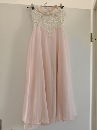 Robe élégante RARE London rose pâle, dentelle, taille 38/40