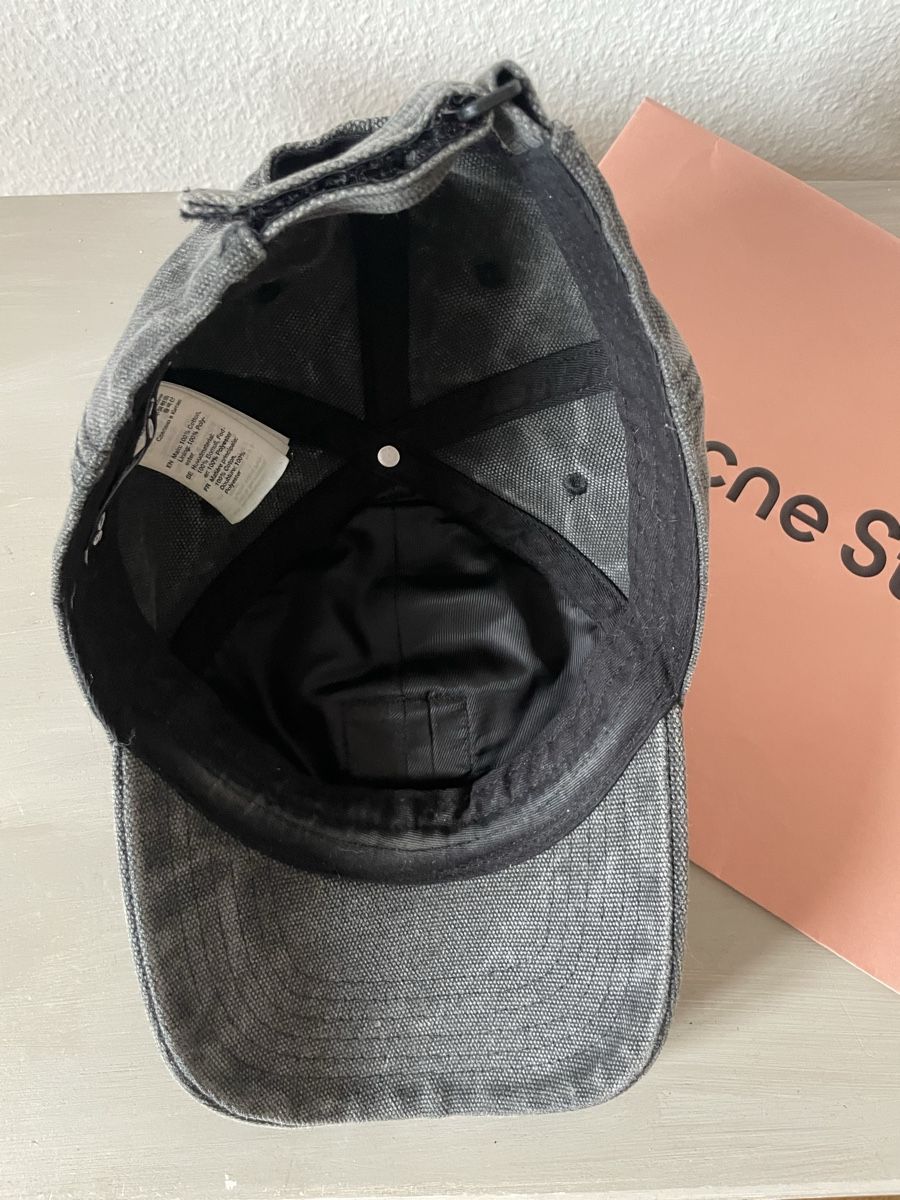 Chapeaux, bonnets & casquettes: Acne Studios Face Cap – Neuf (Voir description) à Zürich par cosmic_mariposa 2