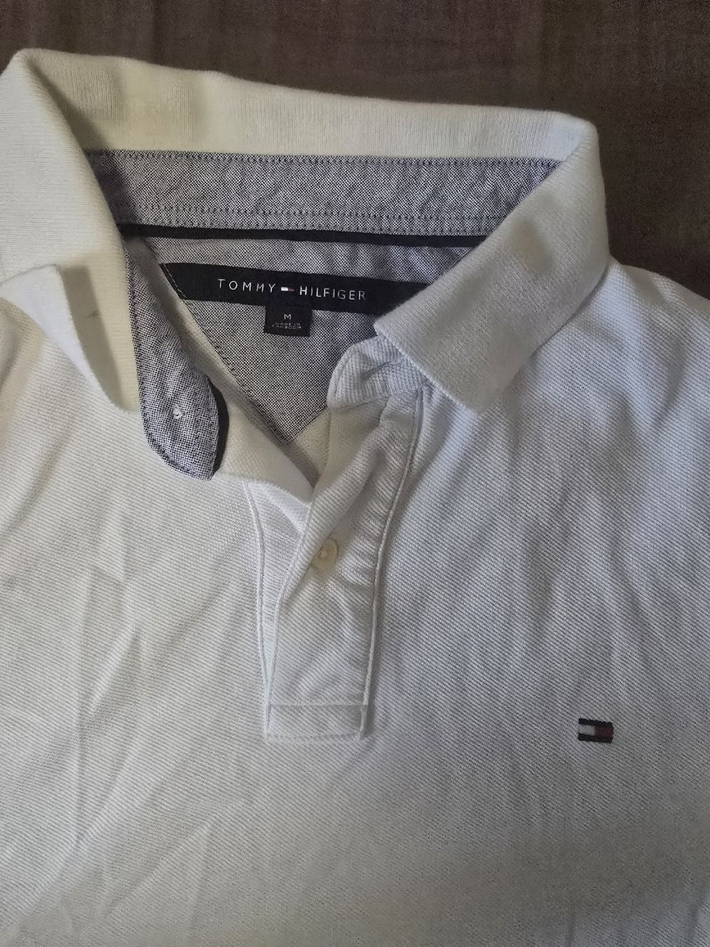 Tommy Hilfiger Magliette Polo: Polo Tommy Hilfiger blanc taille M occasion – Usato da Mont-sur-Lausanne venduto da Didinho 1
