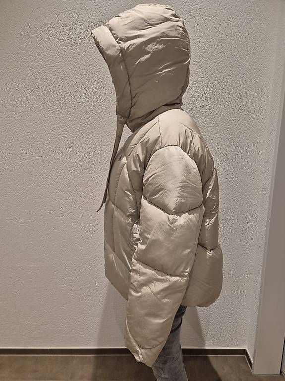 Calvin Klein Jacken: Calvin Klein Damen Logo Drawstring Short Winterjacke-NEU – Neu und originalverpackt aus Vilters von tin1tho 4