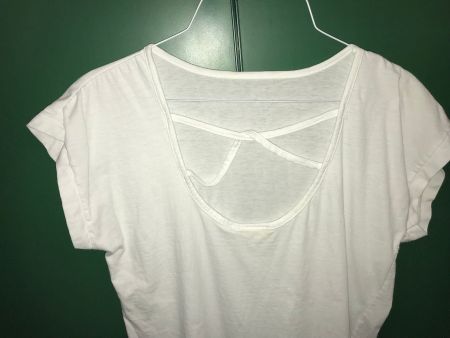 Tshirt weiss, Träger hinten gekreuzt, Grösse 36