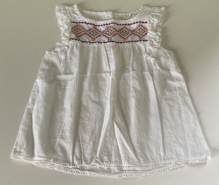 Weisse Sfera Bluse Gr. 116 / 122 top Zustand