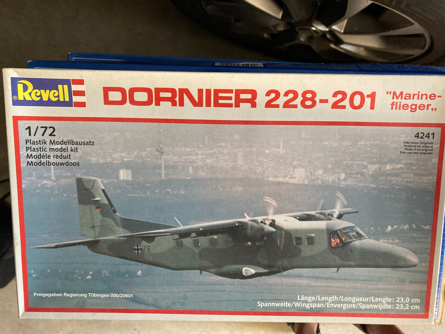 Revell Kit di modellismo & Modellini statici: Flugzeug Plastikbausatz – Nuovo (secondo la descrizione) da Frauenfeld venduto da oli_hy8j