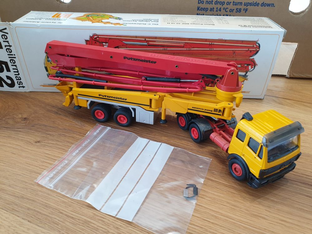 Conrad 3082 Mercedes Wibau Betonpumpe – 1/50 – Occasion – Manques Et Sans Boîte