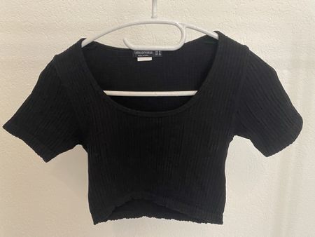 T-shirt court/crop noir Stradivarius, t.S/36