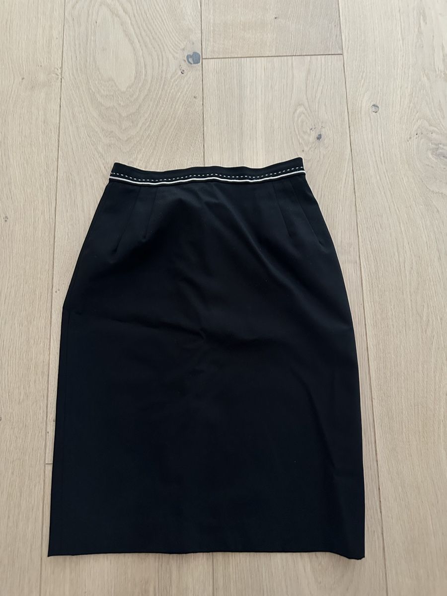 Completi & Tailleur: Tailleur (veste et jupe) Cyrillus – Usato da Muraz (Collombey) venduto da dor_hp2w 2
