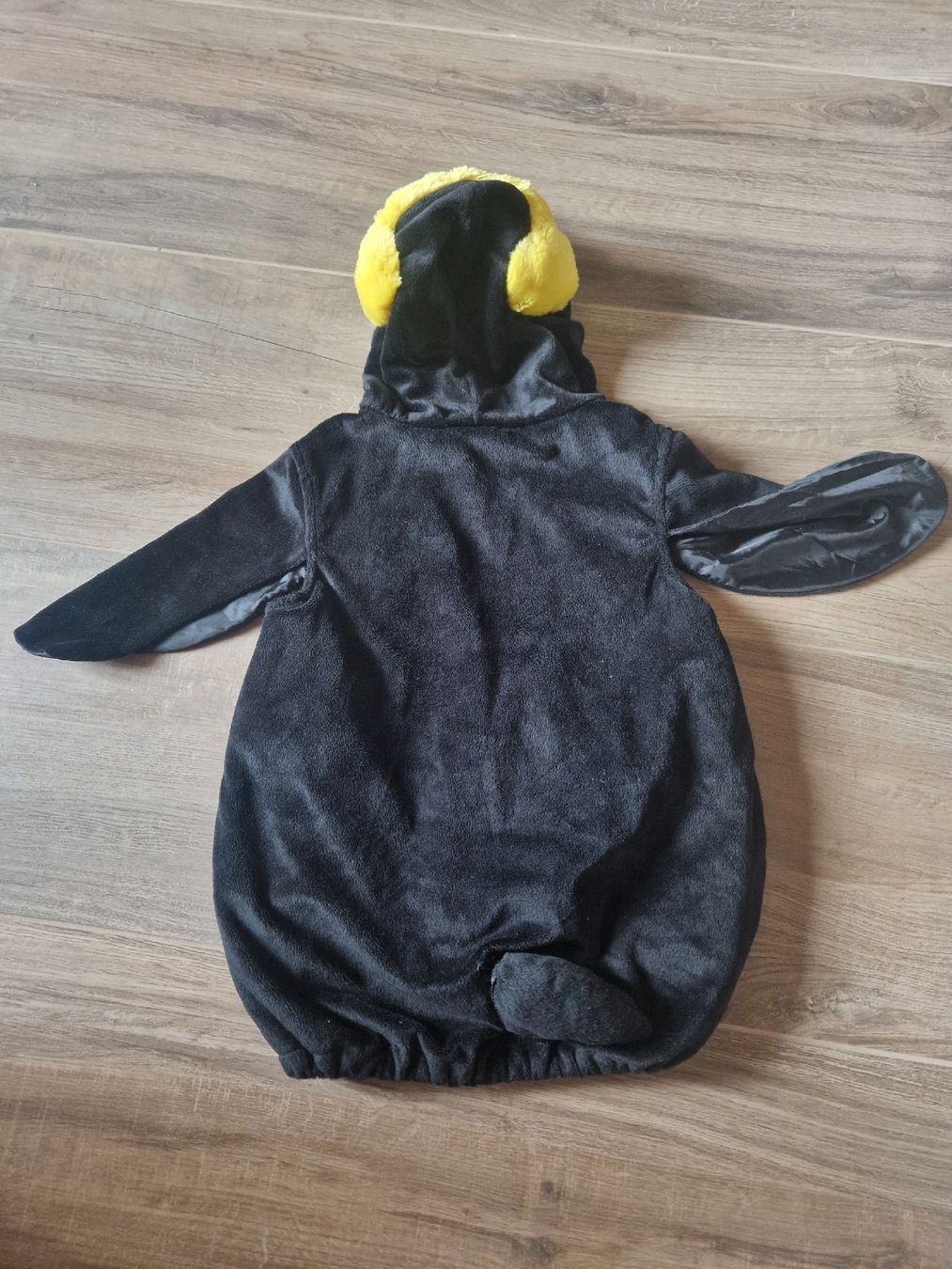 Costumi: Fasnachtskostüm Pinguin, 104/110 – Usato da Kaisten venduto da Amore_Rio 1