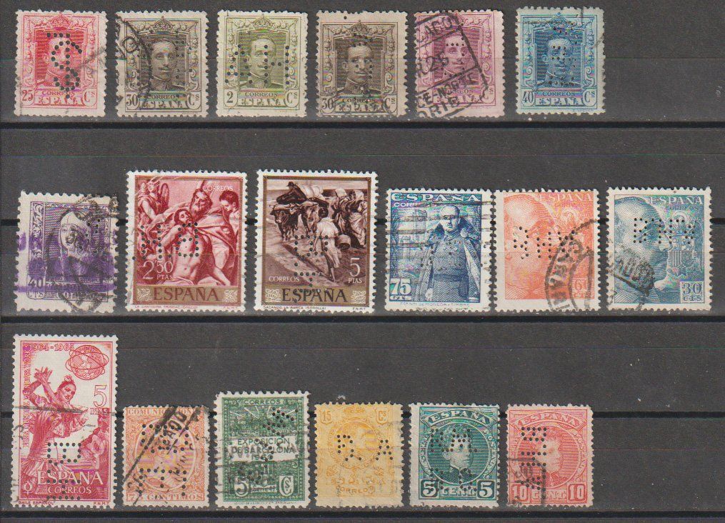 Tous les timbres: Perfins Deutsches Reich - Espagne – D'occasion à Crans-Montana par kira56 2