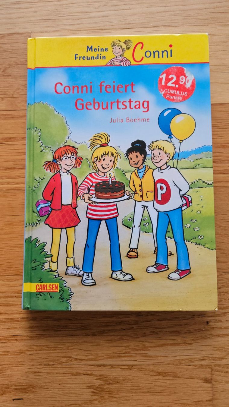 Libri: Conni feiert Geburtstag Buch – Usato da Bubikon venduto da diditoto