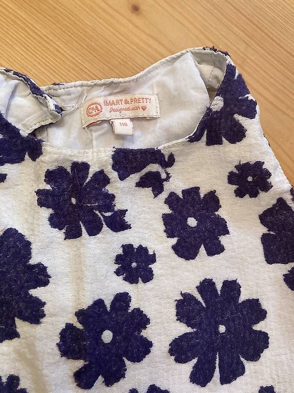 Vestiti & Gonne: Kleid Gr.116 – Usato da Brunnadern venduto da Bumlebee 2