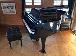 Magnifique piano 1/4 queue à vendre 